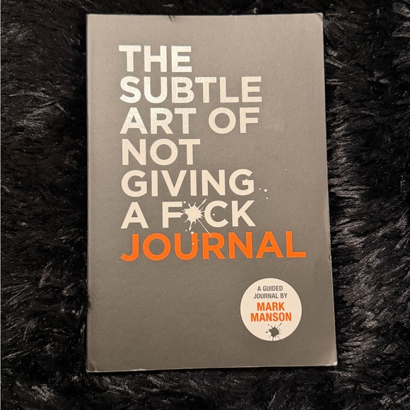 The Subtle Art of Not Giving a F*ck Book and Journal Bundle by Mark Manson - Picture 4 of 5